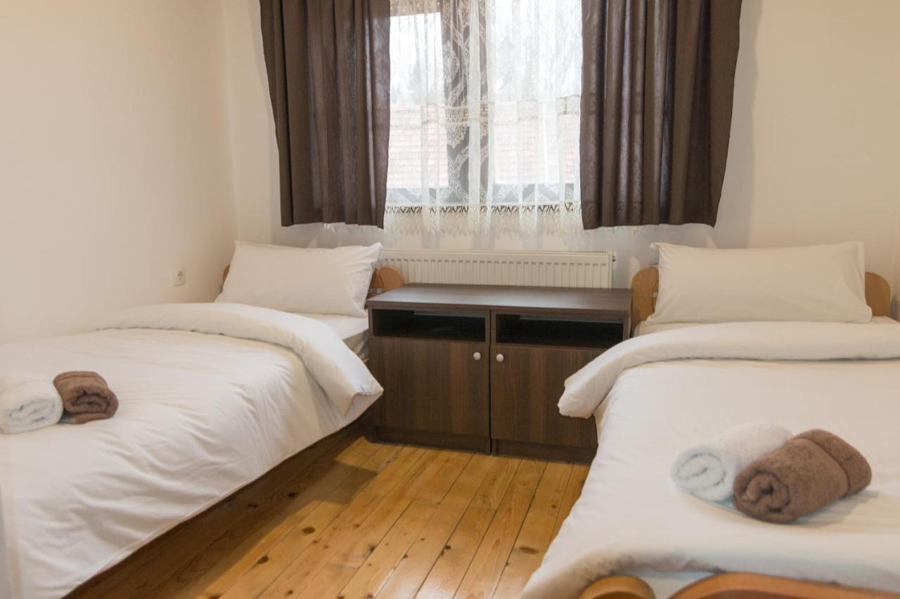 Viktorijini Konaci Aparthotel Kremna Εξωτερικό φωτογραφία