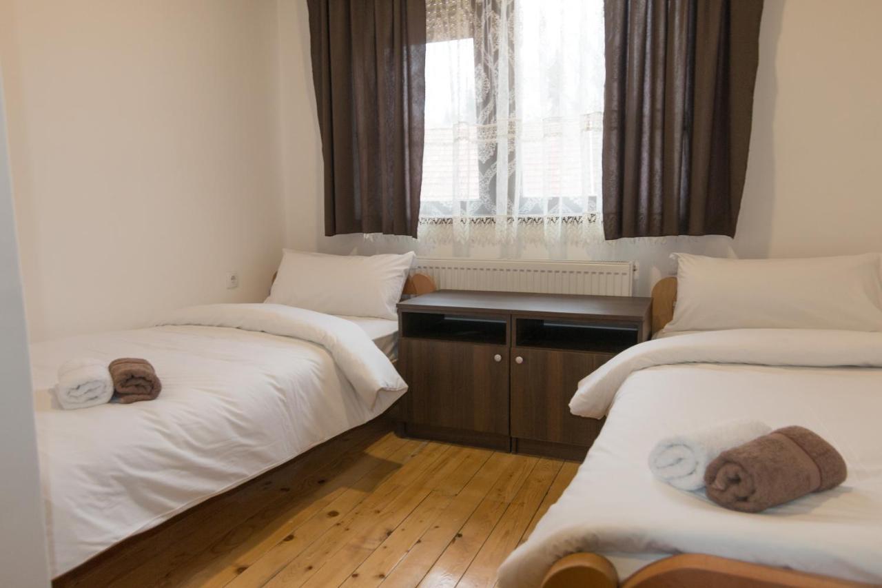 Viktorijini Konaci Aparthotel Kremna Εξωτερικό φωτογραφία