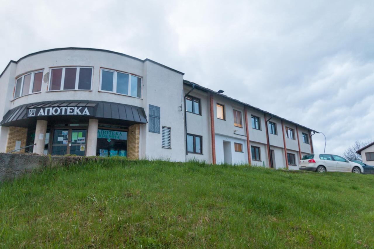 Viktorijini Konaci Aparthotel Kremna Εξωτερικό φωτογραφία